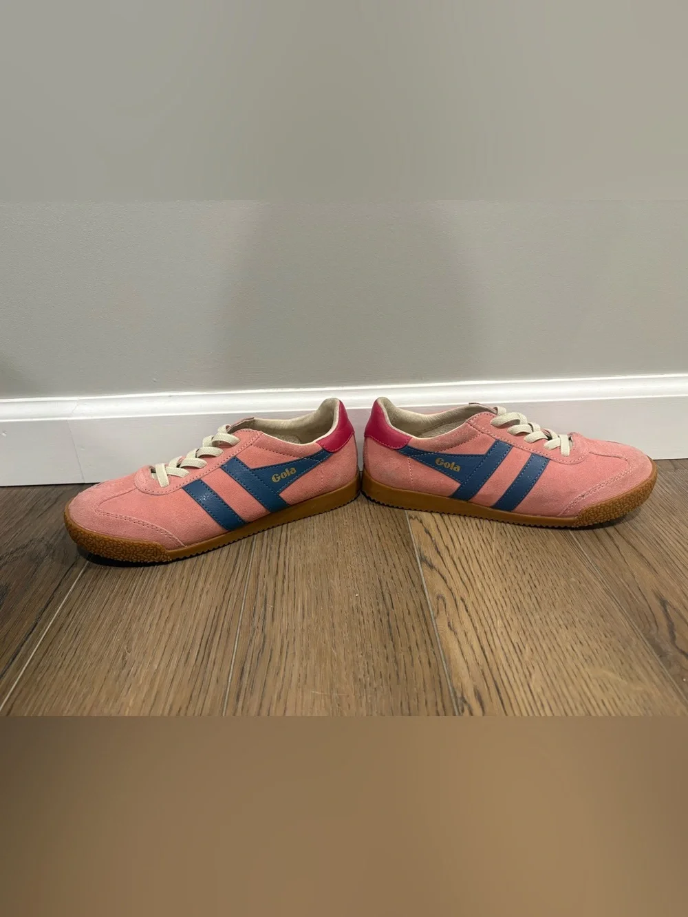 Gola Sneakers with Blue Stripes